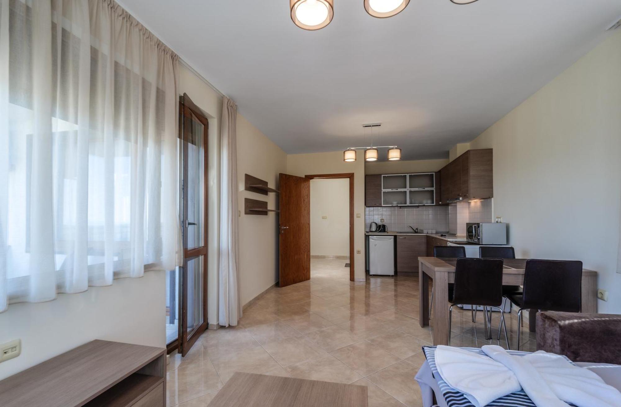 Aparthotel Apolon Complex à Sozopol Extérieur photo