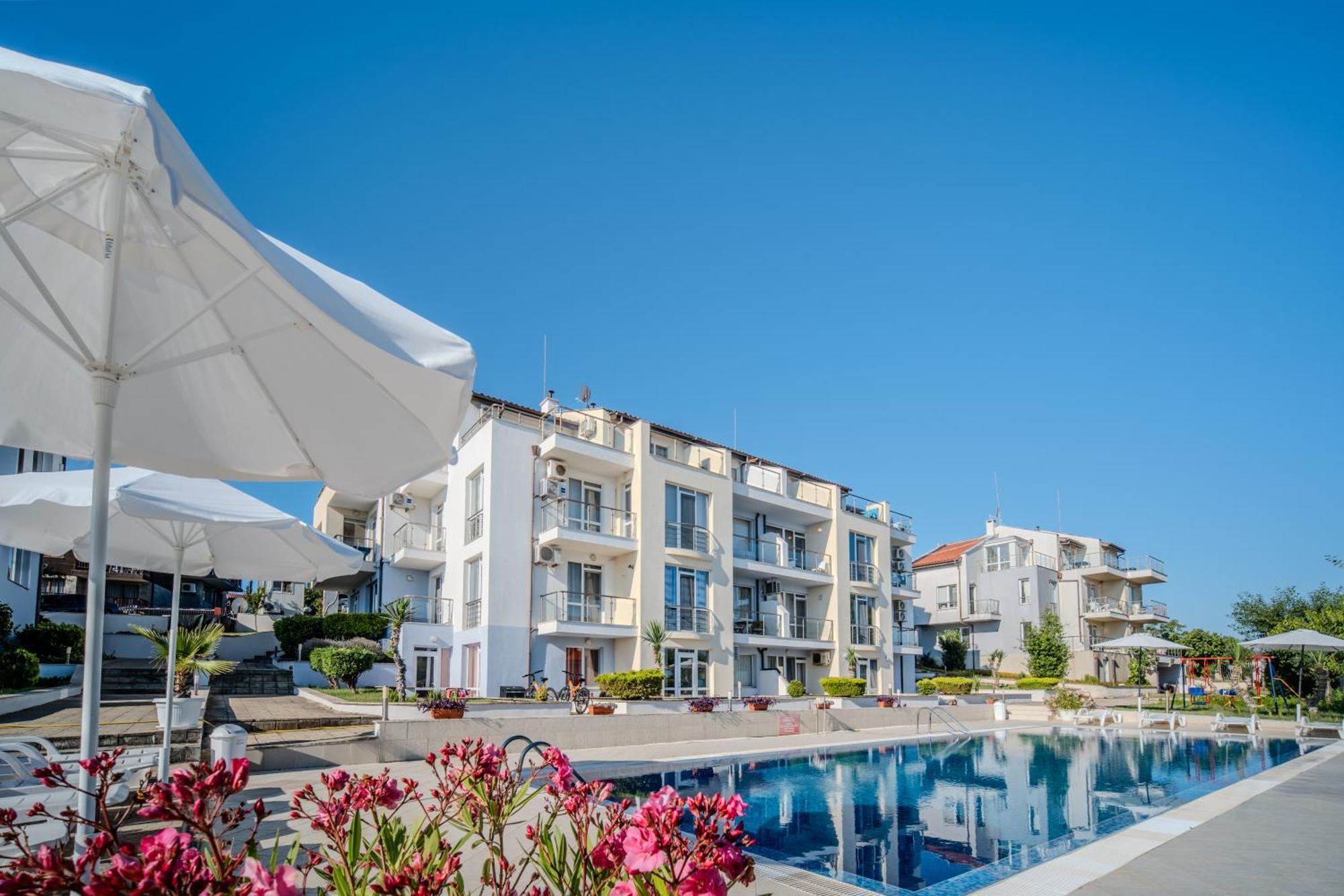 Aparthotel Apolon Complex à Sozopol Extérieur photo